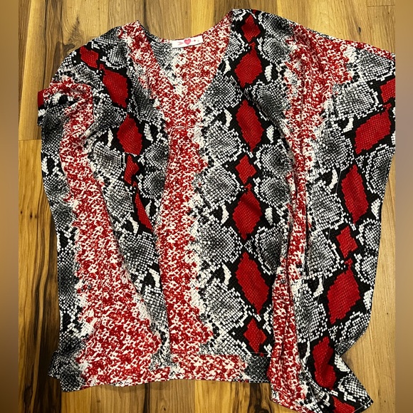 Buddy Love Python print Tunic - Picture 3 of 4